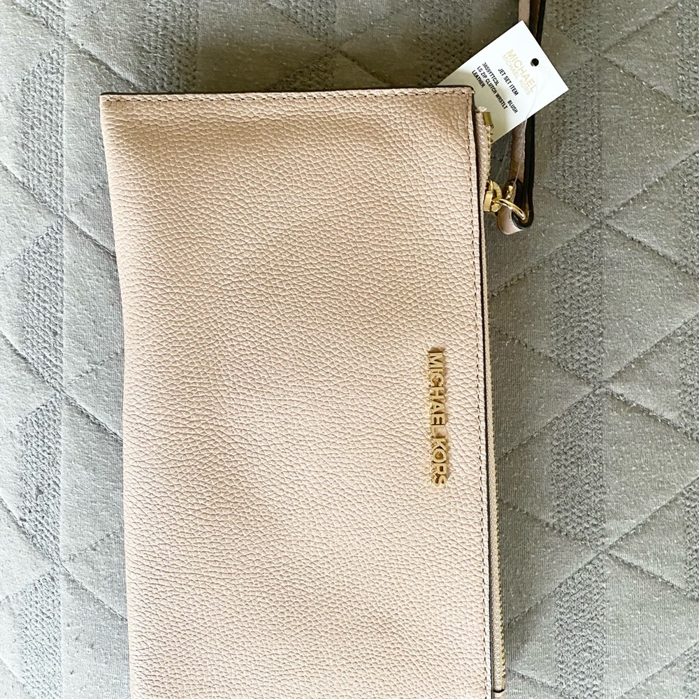 Michael Kors Wristlet